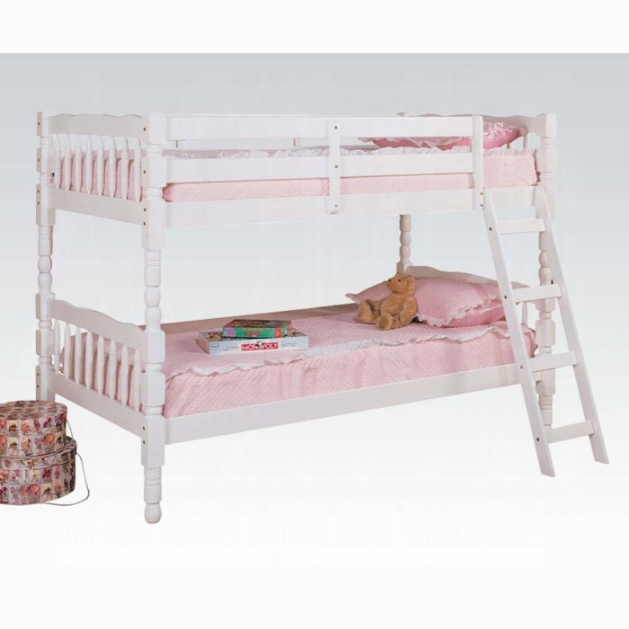 Homestead Twin/Twin Bunk Bed