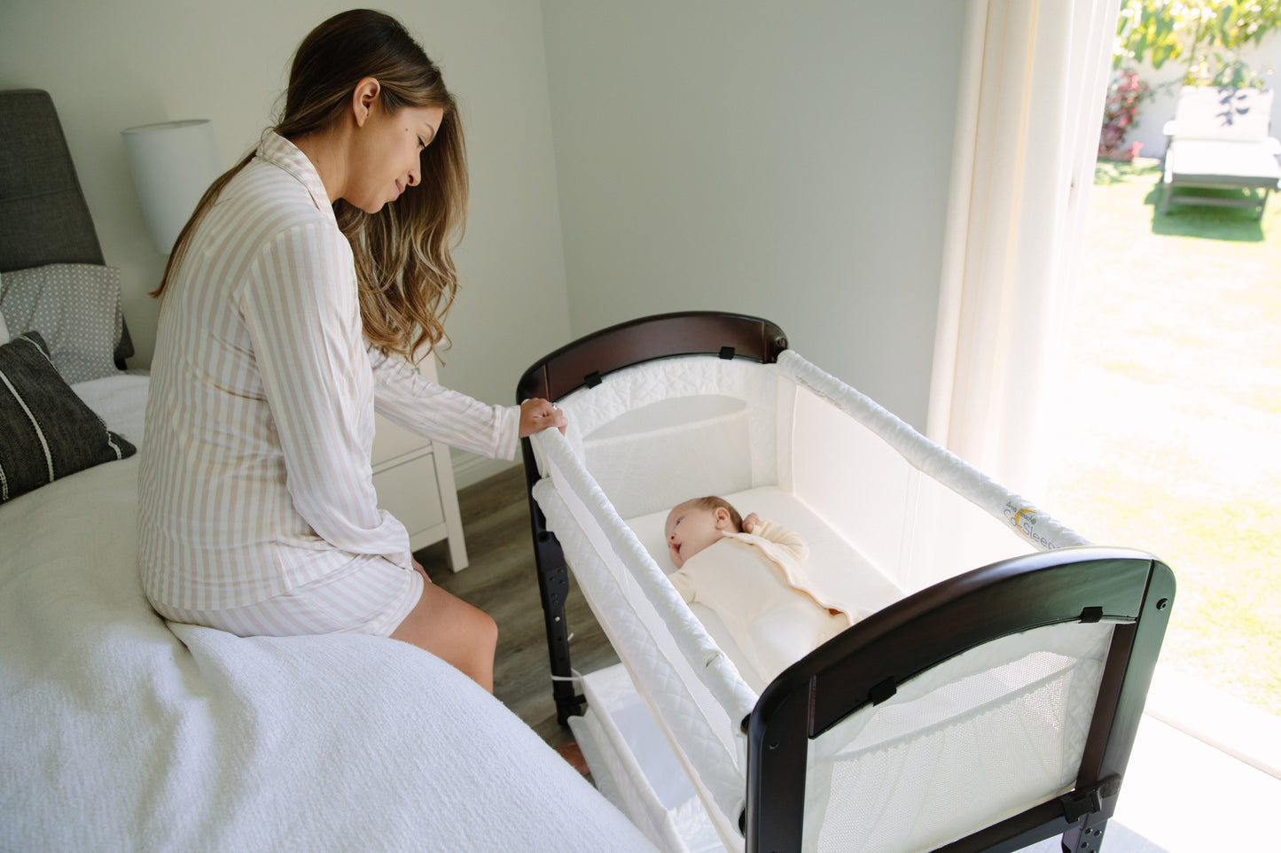Arm's Reach Cambria™ CO-SLEEPER® Bassinet